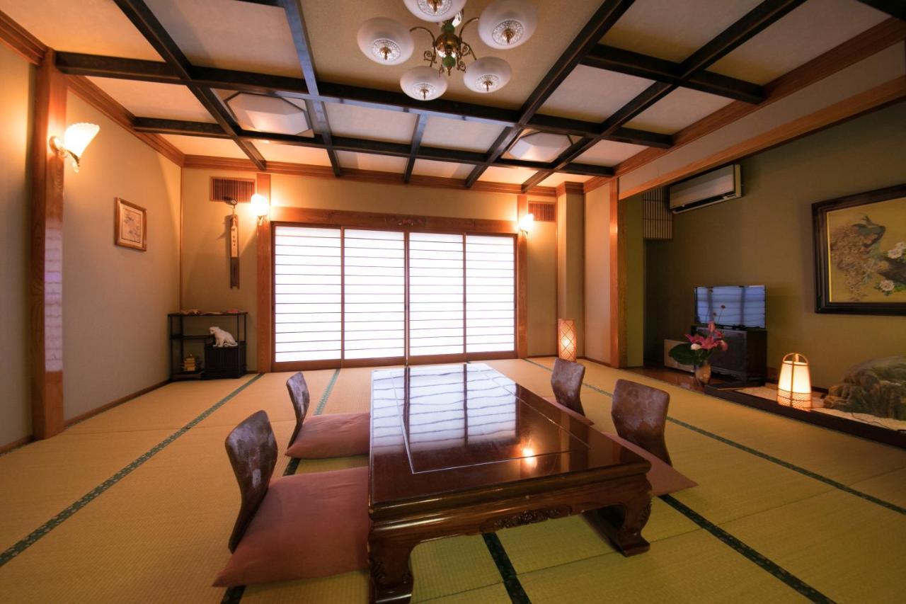 Hotel Housenkaku Beppu Exterior photo